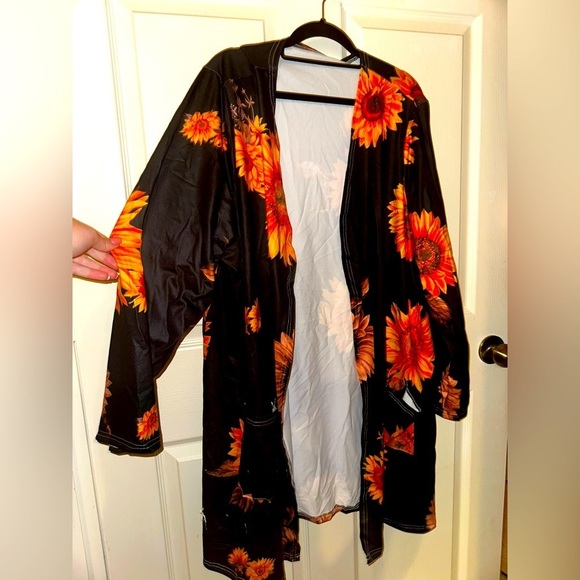 Floral Black and Orange Women's lightweight Cardigan SHEIN 3XL new fall - Picture 1 of 6